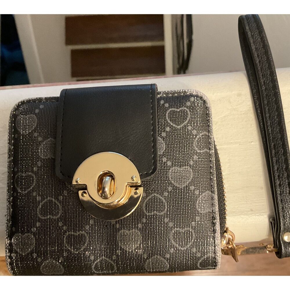 Stylish Monogram Heart Wallet with Turn-Lock Closure